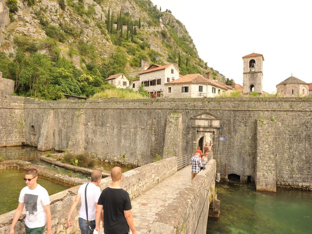 Una Apartments Kotor Ngoại thất bức ảnh